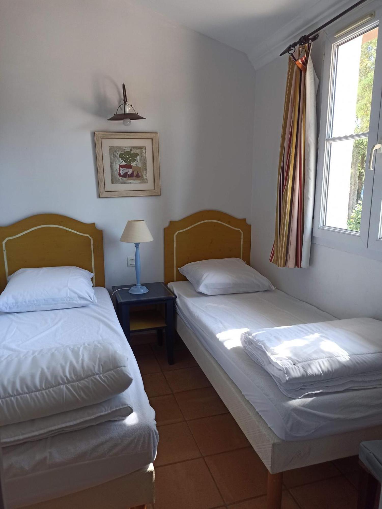 Les Restanques, Bastides Vue Golfe Saint Tropez Lägenhet Grimaud Exteriör bild