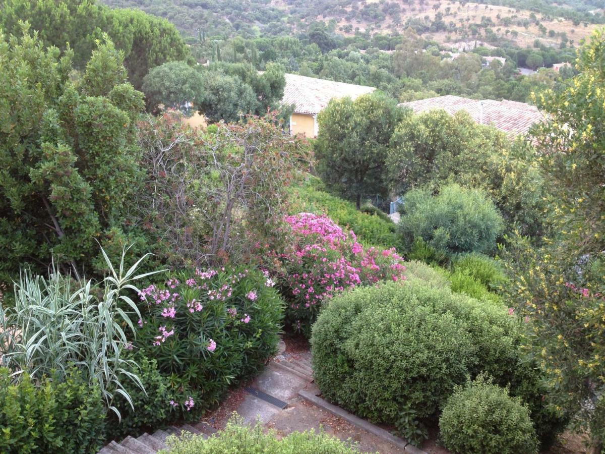 Les Restanques, Bastides Vue Golfe Saint Tropez Lägenhet Grimaud Exteriör bild